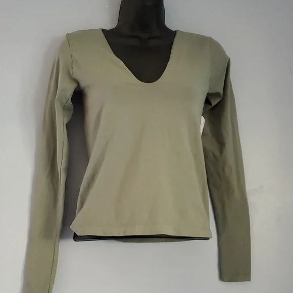 🦚Free People Intimately Top - Picture 2 of 10